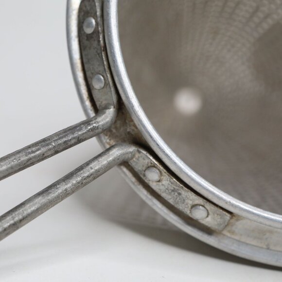 Vintage WEAR-EVER No.8 Aluminum Cone Chinois Strainer Colander Sieve Heavy Duty - Picture 11 of 15